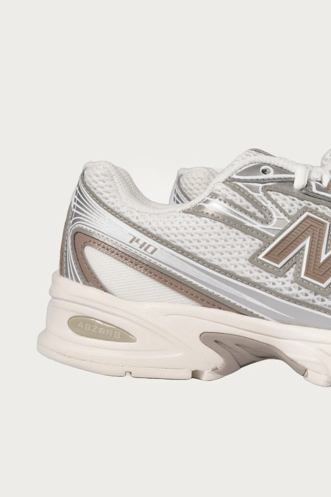 Footwear<New Balance 740 - Sea Salt/Mushroom