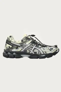 Footwear<ASICS Gel-Cumulus 16 SSCB - Ivory/Black