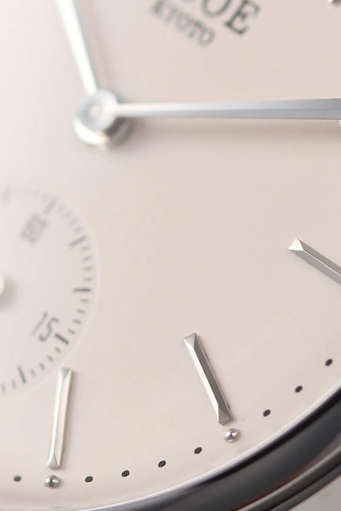 Accessories<Kuoe Watches Old Smith 90-0001 - White Dial/Silver Case/Black Pebbled Leather Strap