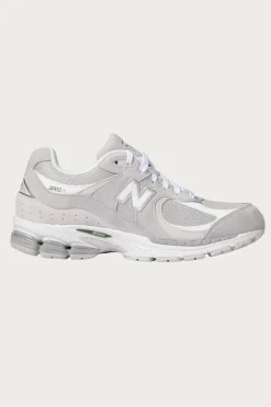 Footwear<New Balance 2002R - Linen/Raincloud
