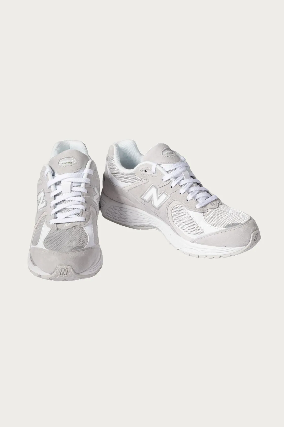Footwear<New Balance 2002R - Linen/Raincloud