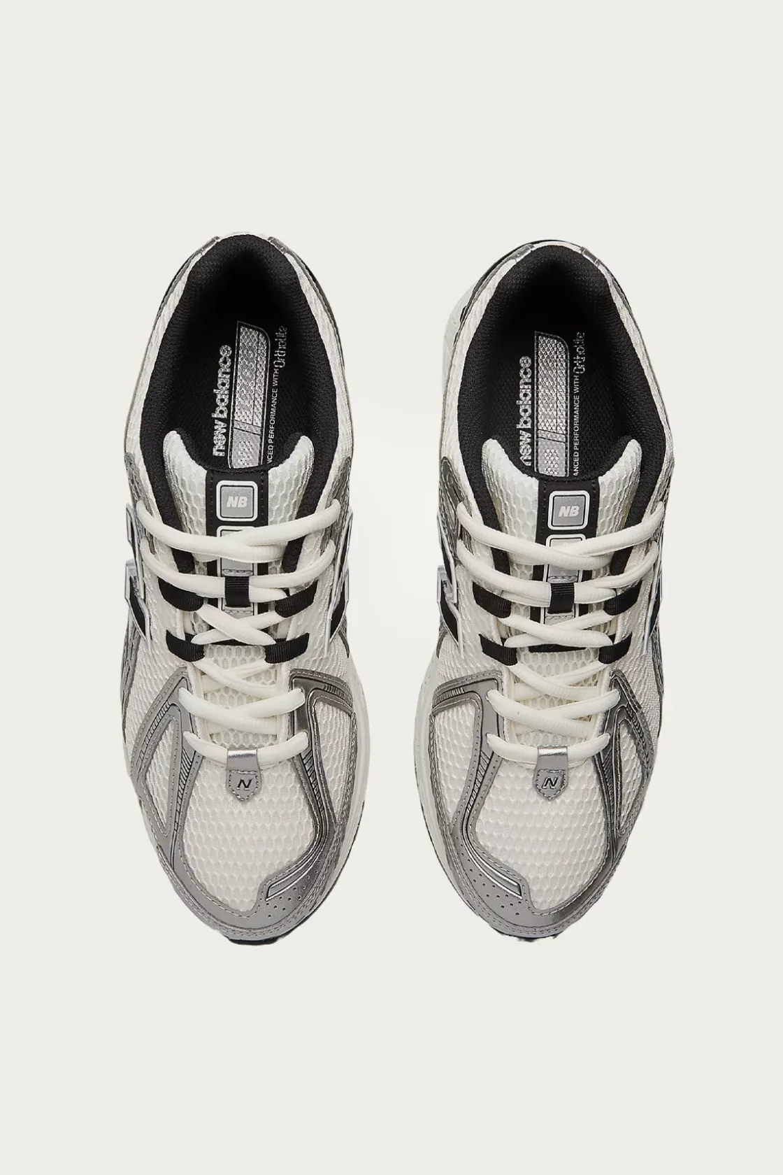 Footwear<New Balance 1906R - Silver Metallic/Black/Sea Salt