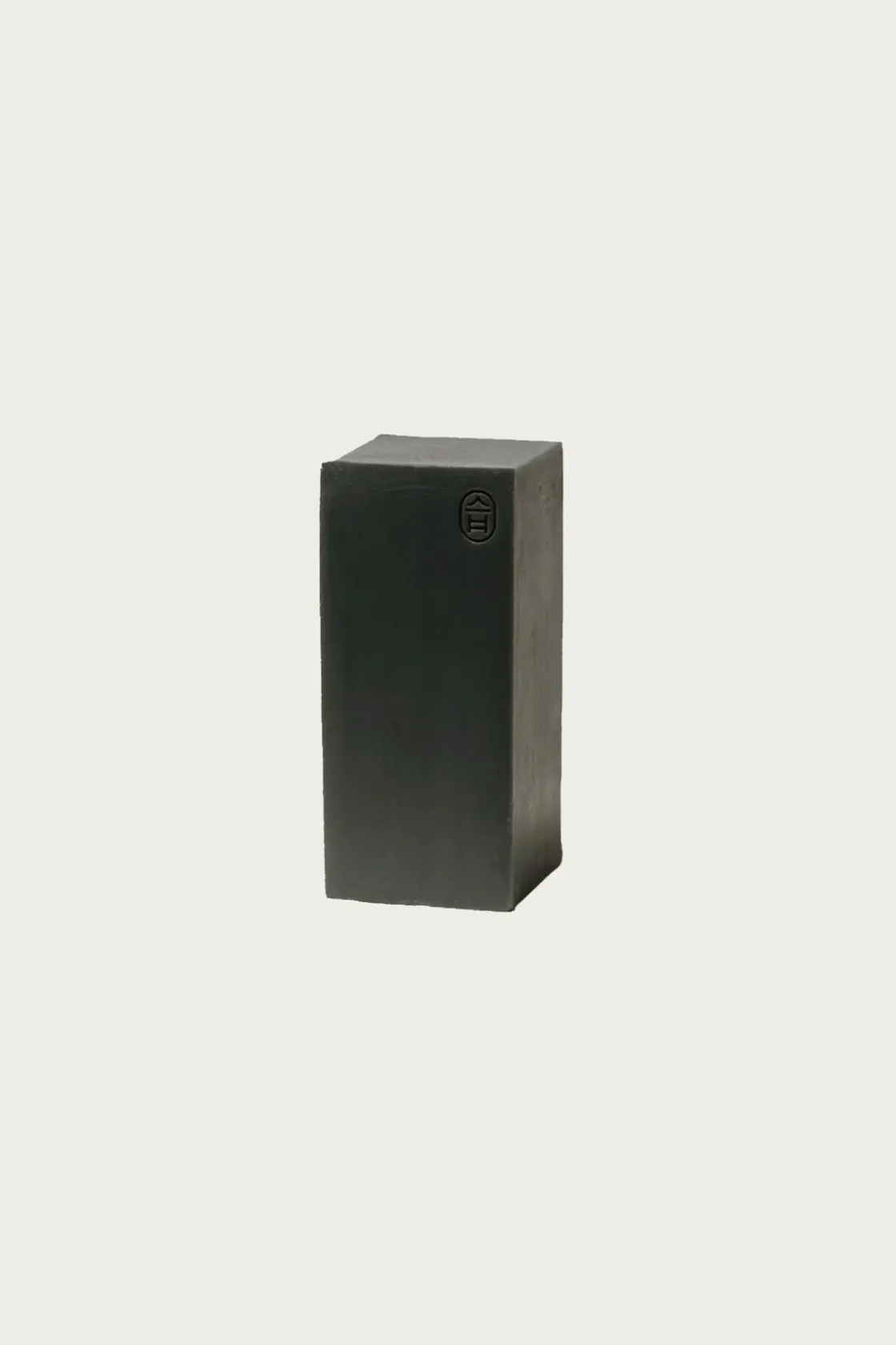 Apothecary<Binu Binu Shaman Charcoal Soap