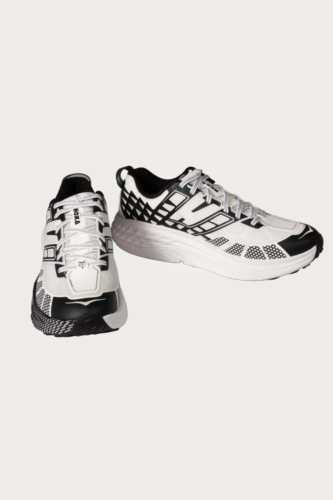 Footwear<HOKA U Speedgoat 2 - Black/Frost