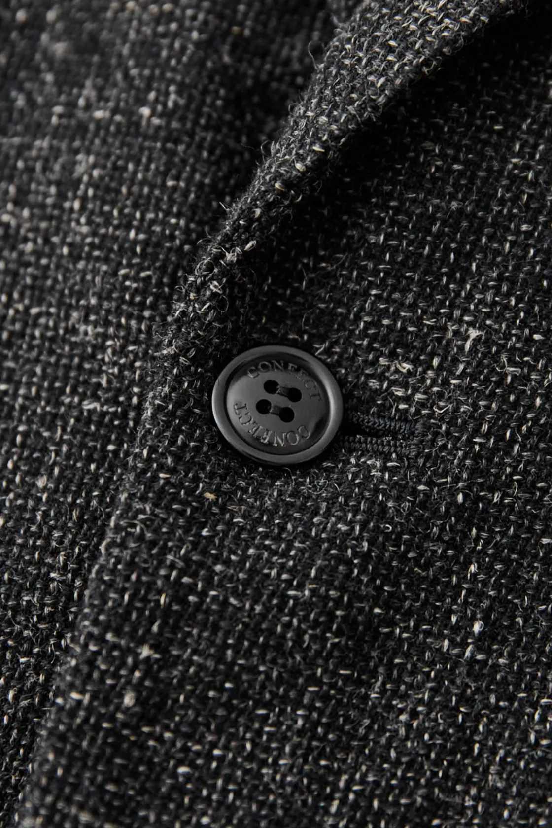 Coats, Jackets, And Vests<CONFECT Wool Cotton Linen Melange Tweed Jacket - Black